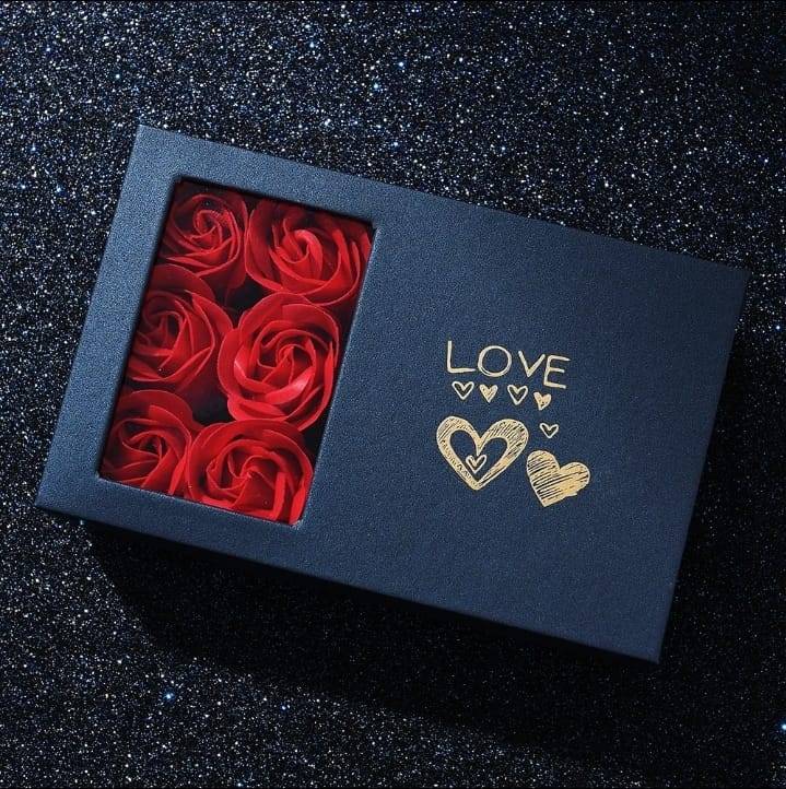 💎🌟طقم ذهبي ملكي 6 قطع داخل علبة سحرية 🌹 هدية تخطف الأنظار بتغليف فني!
